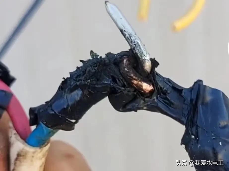 a74acf42526a426fad02543572f24a39~noop.image?_iz=58558&from=article.pc_detail&x-expires=1668650640&x-signature=ho9fsmM8bSRtaBFFTZh%2Fr4TTxg0%3D